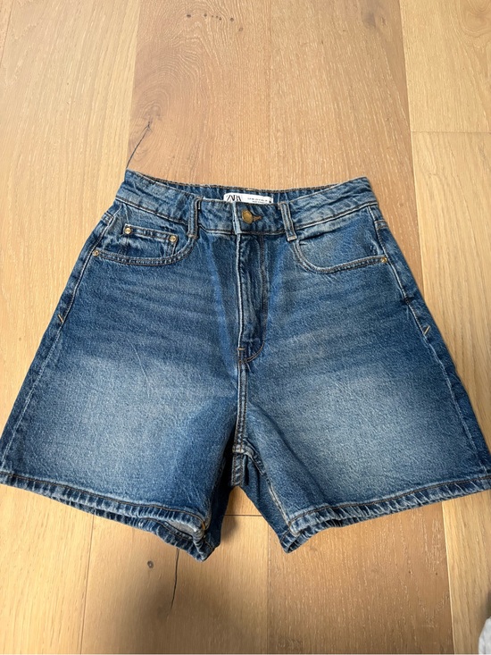 Zara Pants - Zara Women’s Denim Shorts Size 4 NWOT